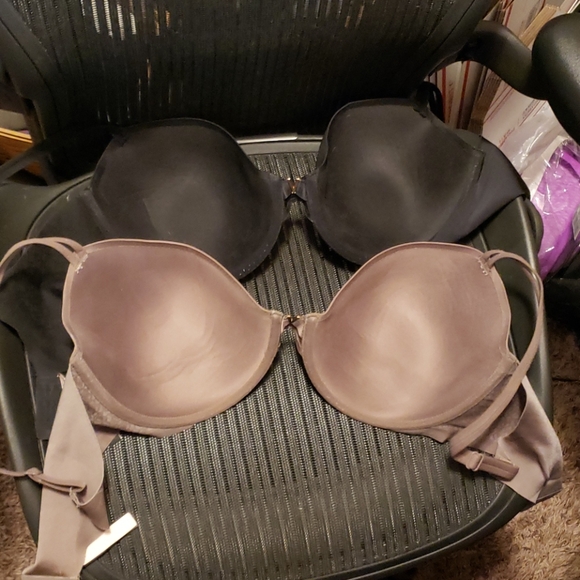 Pair of vs bras size 36ddd gray and black - Picture 2 of 4